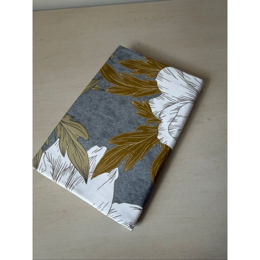 Company Store Company Cotton Grey/Gold Peonies Sateen Set of 2 Standard Shams - Picture 3 of 7